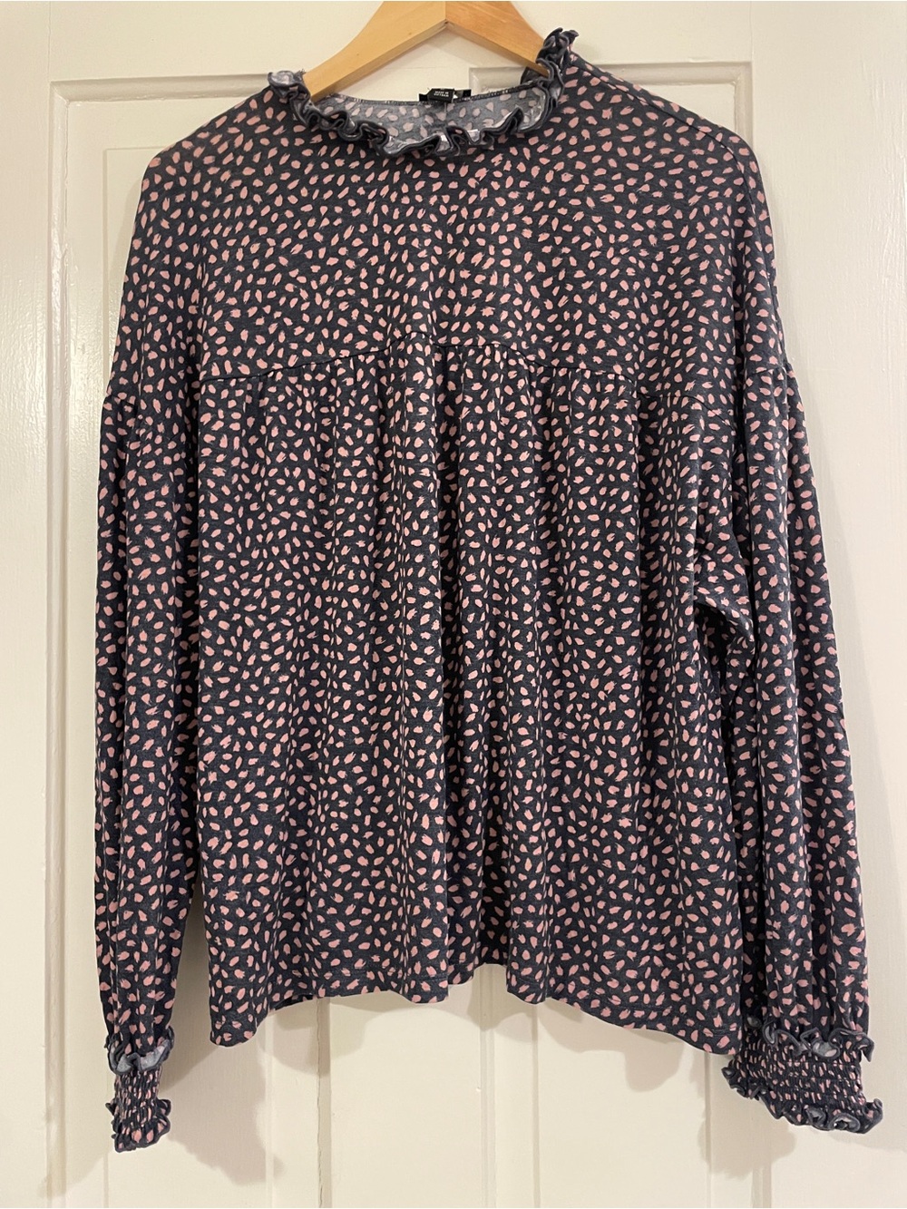 Ann Taylor Charcoal Jersey Top with Pink Spot Print and Ruffle Neck and Wrists